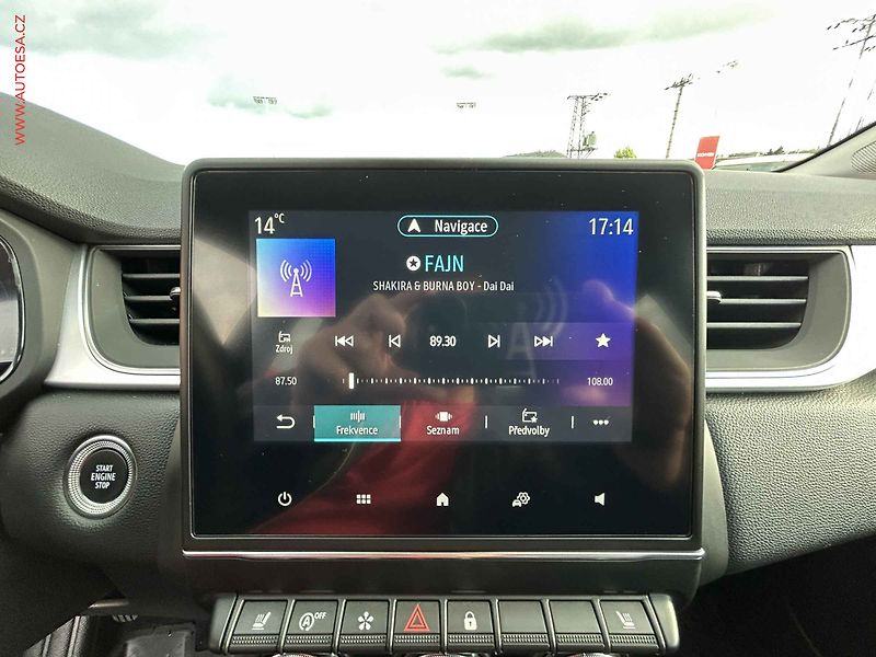 Renault Captur (2024) 1.0 TCe, LED, AC - fotka 15 z 19