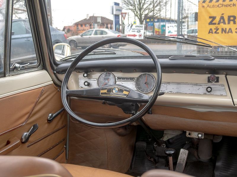 BMW Ostatní (1965) 700 LUXUS - rok 1965 - fotka 14 z 27