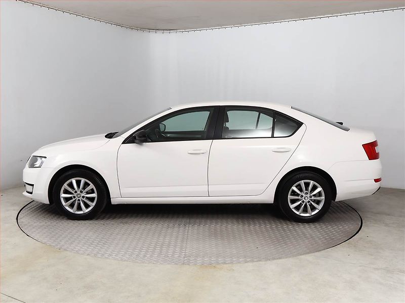 Škoda Octavia (2016) Ambition 1.6 TDI, Tempomat - fotka 3 z 12