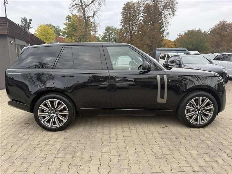 Land Rover Range Rover P460e HSE - fotka 4 z 36