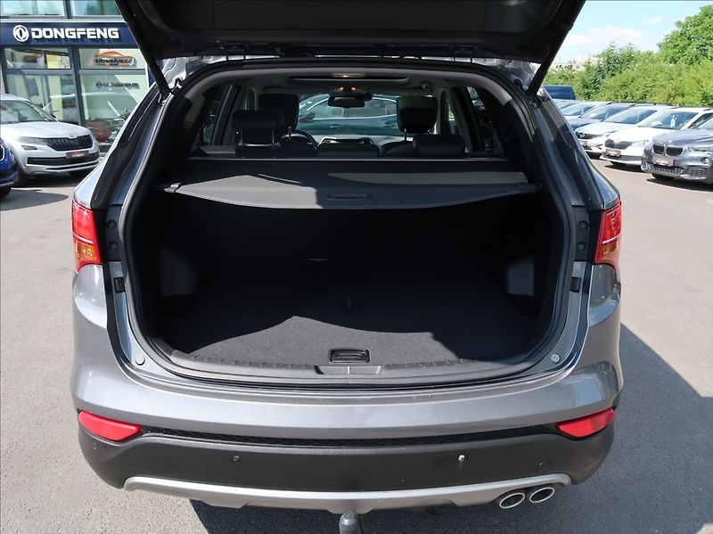 Hyundai Santa Fe 2,2 CRDi,145kW,NovéČR,Premium - fotka 26 z 37