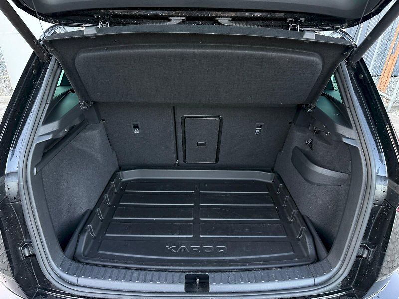 Škoda Karoq (2023) 2.0 TDI 110 kW DSG 4x4 SportLi - fotka 24 z 26