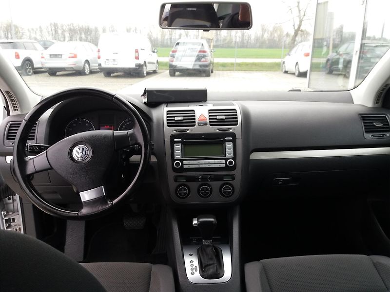 Volkswagen Golf 1.4TSi,90kW,DSG,SERVISNÍ KNÍŽK - fotka 8 z 22