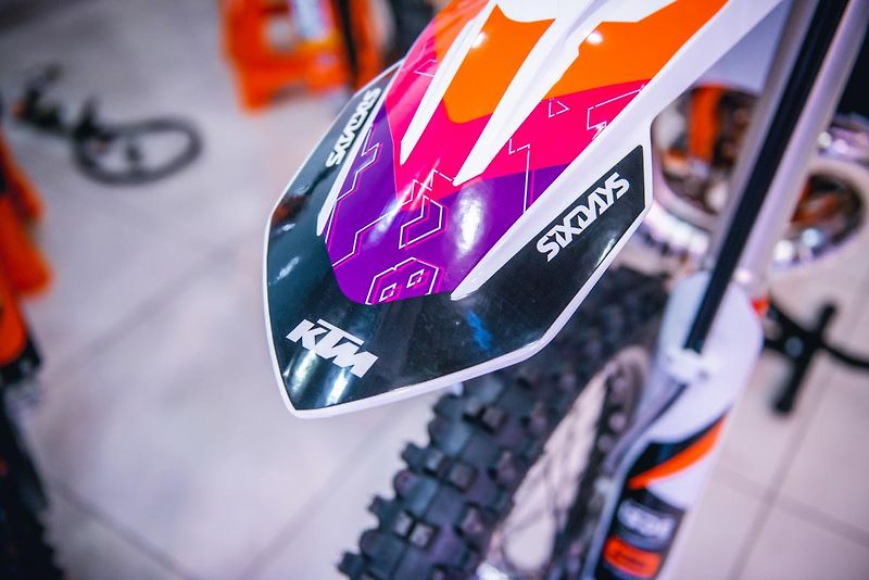 KTM 250 EXC SIX DAYS Nová 0MTH  - fotka 8 z 58
