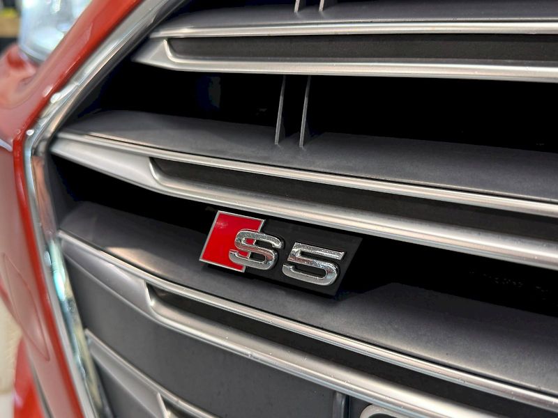 Audi S5 (2017) EXCLUSIVE 3.0TFSI 260kW CZ - fotka 47 z 50