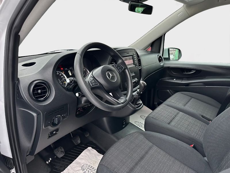 Mercedes-Benz Vito (2019) CDI 111 9-Míst - fotka 9 z 16