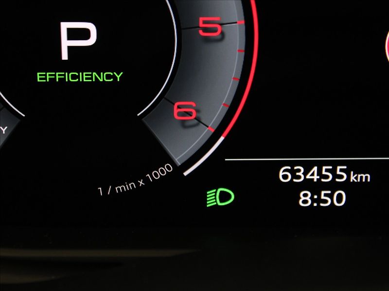 Audi Q7 3,0 50TDi S-Line 63tkm. ČR - fotka 32 z 32