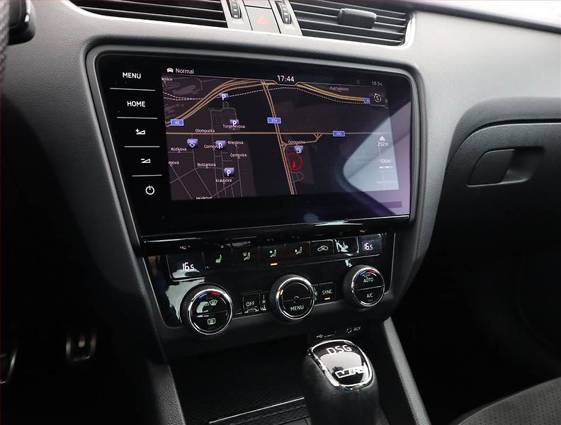 Škoda Octavia (2017) RS 2.0 TDI, Automat, Kůže - fotka 10 z 17