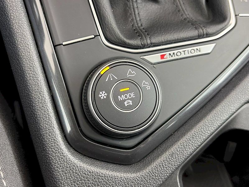 Volkswagen Tiguan Allspace (2023) 2.0 TDI 147kW 4Motion DSG - fotka 24 z 36