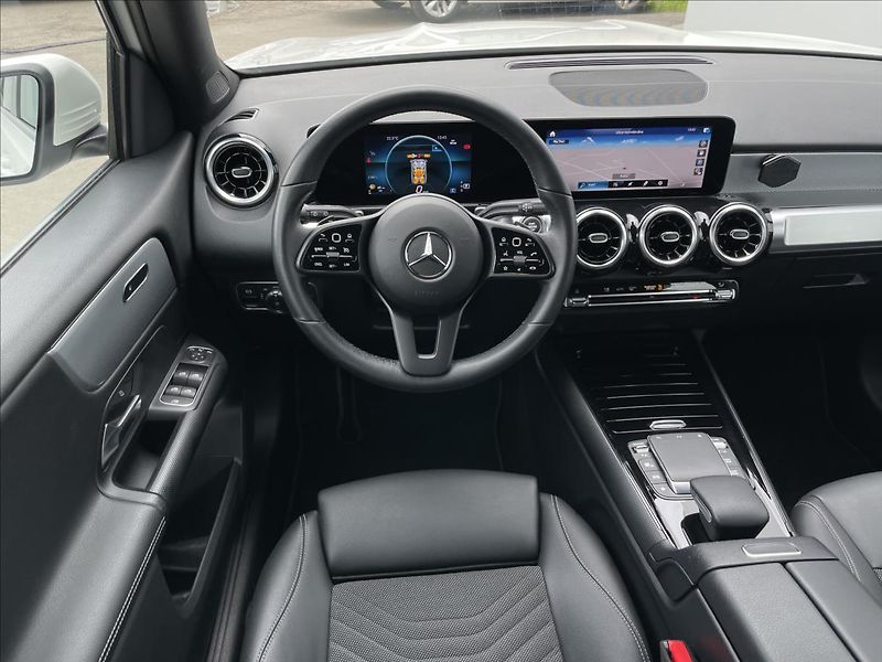 Mercedes-Benz GLB 2,0 200d AT8 7Míst - fotka 7 z 24