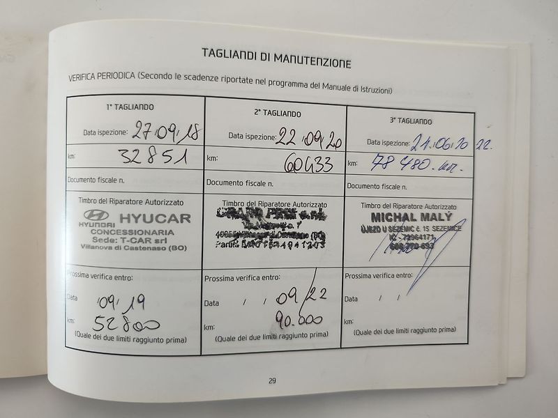 Hyundai Tucson 2.0 CRDi/136kW Premium AT 4x4 - fotka 37 z 37