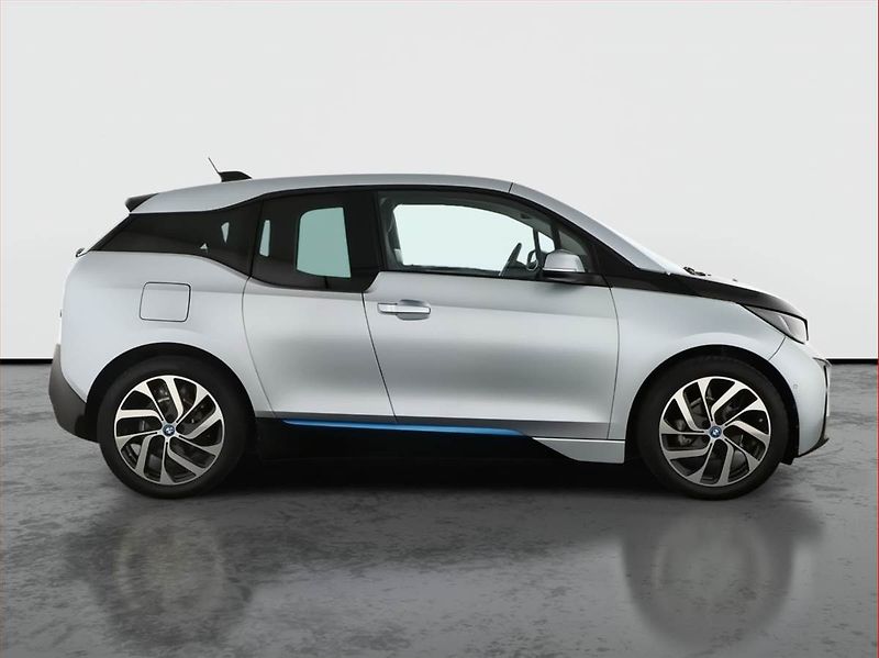 BMW i3 (2014) 60Ah BEV, SoH 74%, Automat - fotka 6 z 22