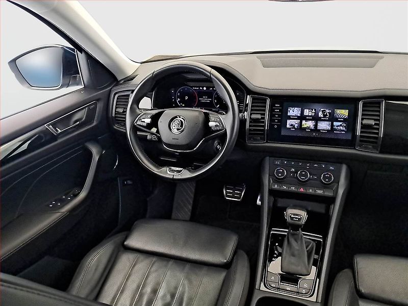 Škoda Kodiaq (2023) 2.0 TDI - fotka 7 z 31