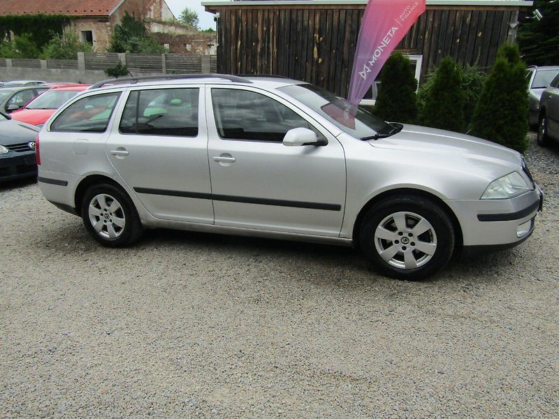 Škoda Octavia (2005) 1.9 TDI 77kW BEZ DPF - fotka 8 z 39