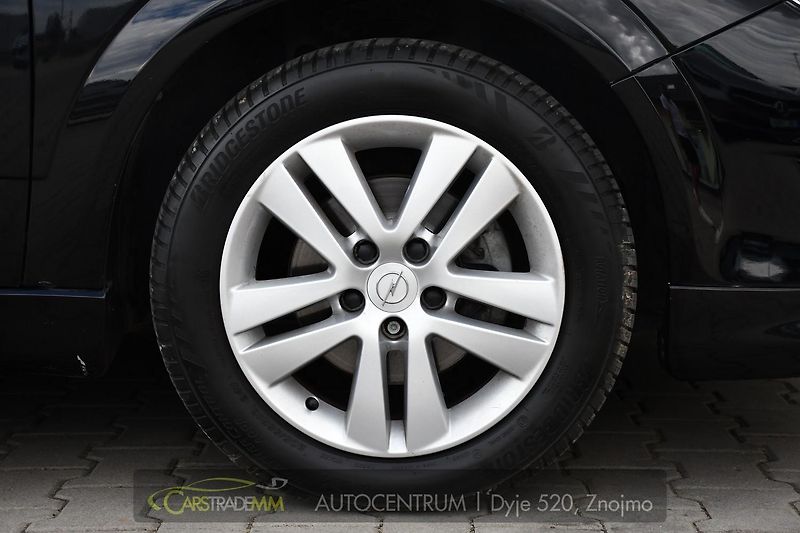 Opel Astra SW 1.6i SPORT A/C  - fotka 38 z 42