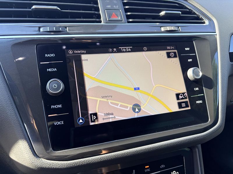 Volkswagen Tiguan 1.5TSI DSG MATRIX VIRTUAL - fotka 34 z 58