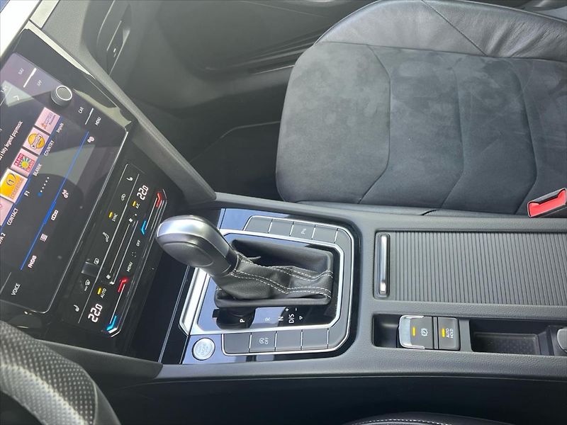 Volkswagen Arteon Shooting Brake 2,0 TDi 110kW 7DSG R-Line - fotka 18 z 28
