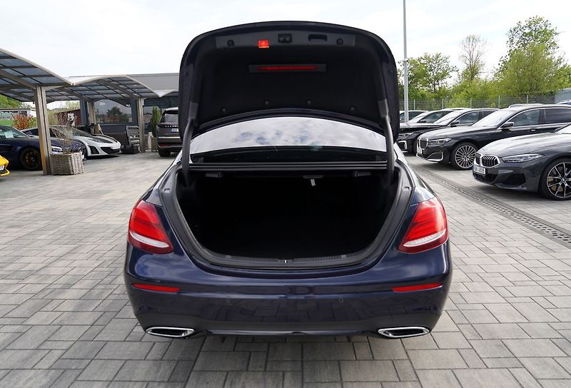 Mercedes-Benz Třídy E 350d AMG/kůže/AT/Led - fotka 11 z 40