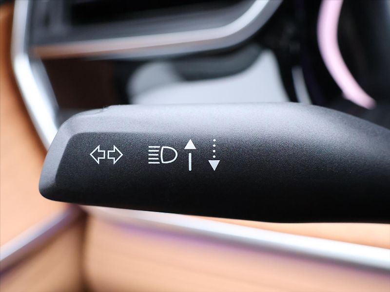 Jeep Grand Cherokee 2,0 4xe Summit Plug-In CZ DPH - fotka 68 z 90