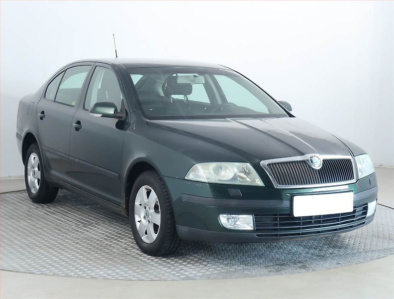 Škoda Octavia (2004) Ambiente 1.9 TDI, nová STK - fotografie inzerátu