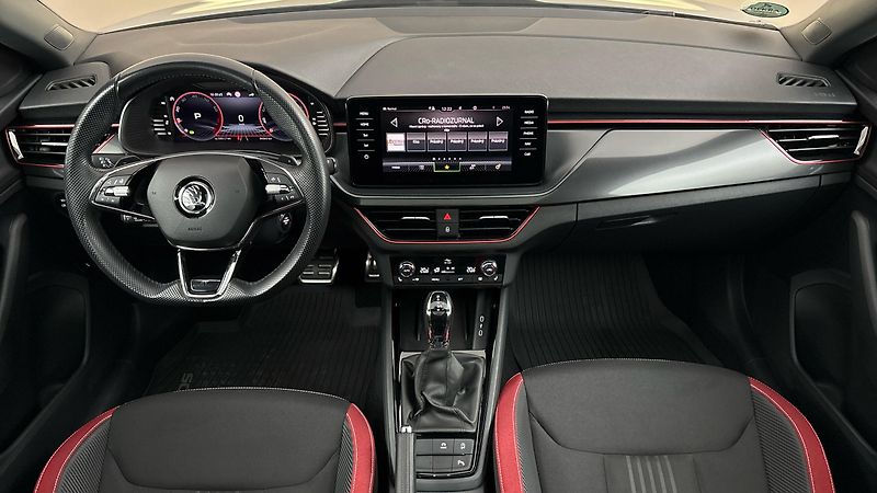 Škoda Scala 1.5 TSI DSG Monte Carlo - fotka 8 z 33