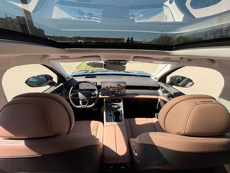 Chery Ostatní (2026) UNIQUE 1.5 TGDI PHEV - fotka 20 z 23