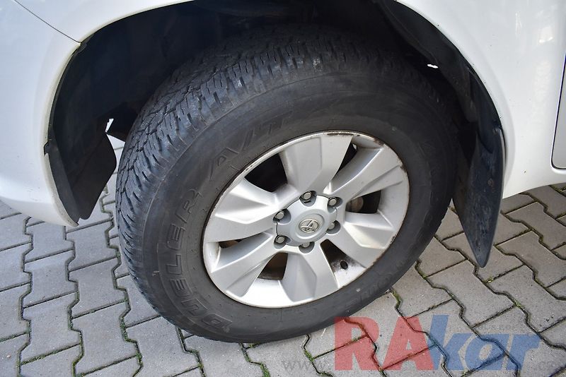 Toyota Hilux (2020) Active 2,4 D-4D  AWD - fotka 23 z 28