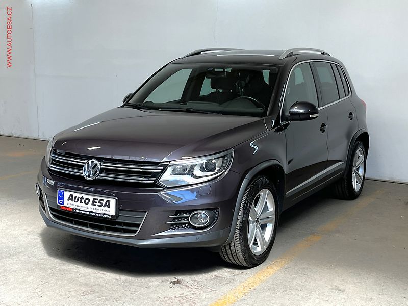 Volkswagen Tiguan (2016) 2.0 TDi, Lounge, bixen, navi - fotka 3 z 21