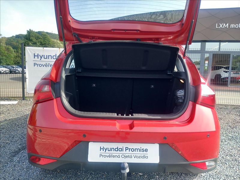 Hyundai i20 1,2 COMFORT CLUB - fotka 20 z 22