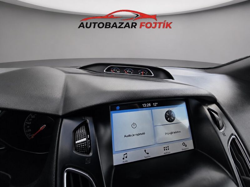 Ford Focus (2017) RS 2.3 EcoBoost 250KW AWD - fotka 15 z 23