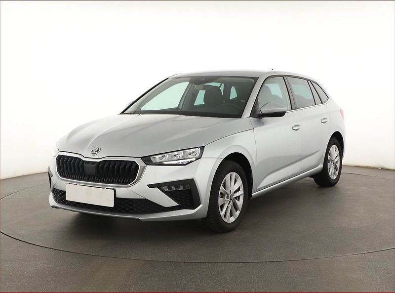 Škoda Scala (2025) 1.0 TSI, Top Selection, FullLe - fotka 2 z 20