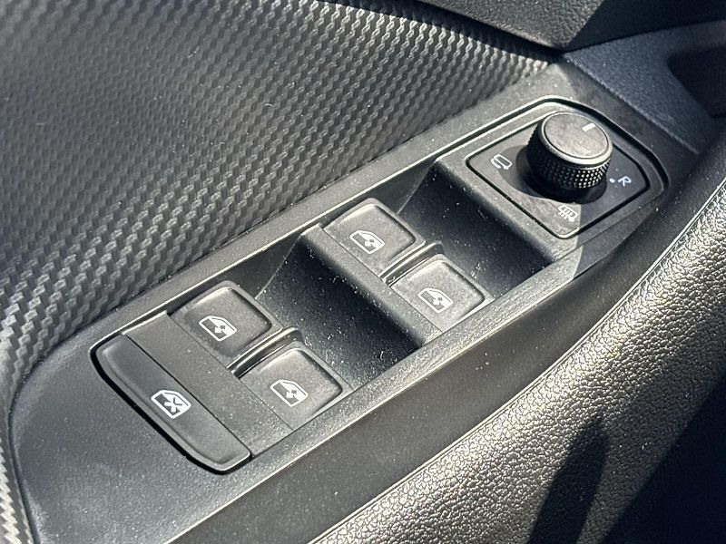 Škoda Scala (2025) 1.5 TSI Monte Carlo - fotka 17 z 30