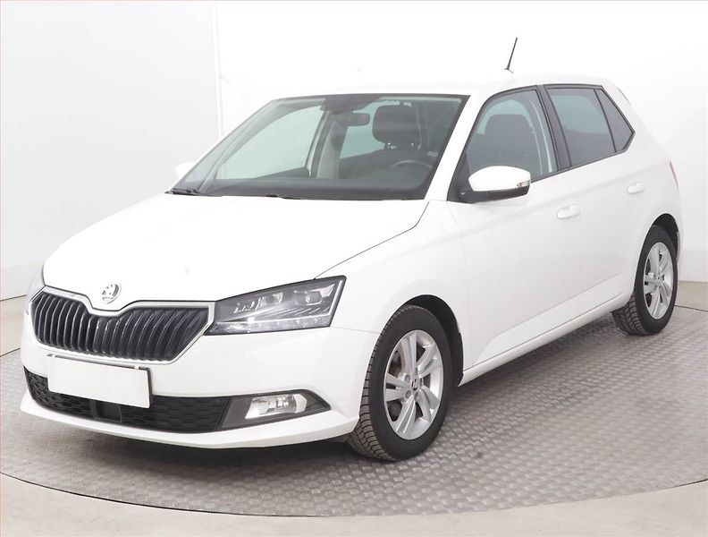 Škoda Fabia (2021) Style 1.0 TSI, ČR,1.maj - fotka 2 z 15