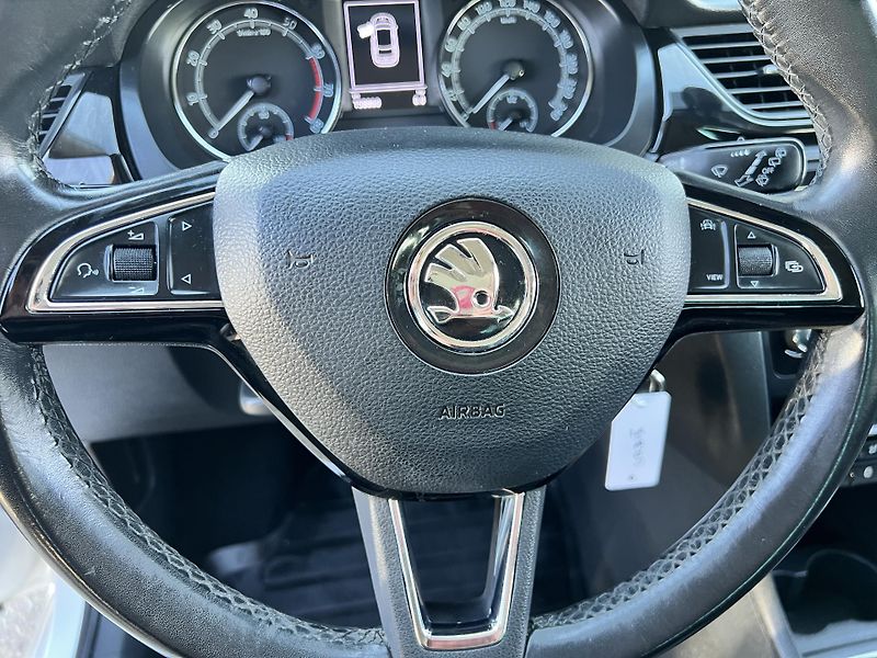 Škoda Rapid Spaceback 1.0TSi 81kw KAMERA - fotka 15 z 44