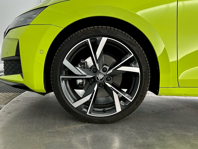 Škoda Octavia (2025) DSG 2.0TDI 110kW SportLine - fotka 33 z 33