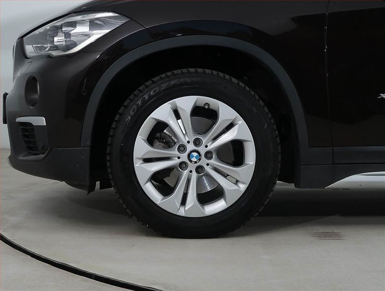 BMW X1 (2016) xDrive18d, 4X4, Automat - fotka 15 z 21
