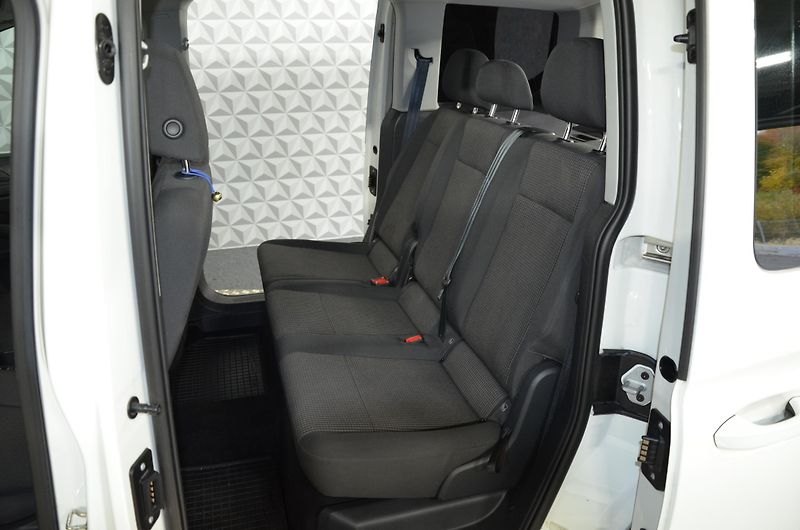 Volkswagen Caddy (2023) 2.0TDI 75 5d - fotka 14 z 15