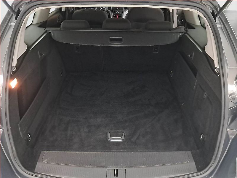 Opel Astra (2014) 1.7 CDTI, Tažné, jezdí výborně - fotka 13 z 14