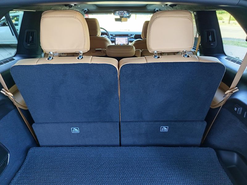 Jeep Grand Cherokee L Summit Reserve V8 - fotka 14 z 25