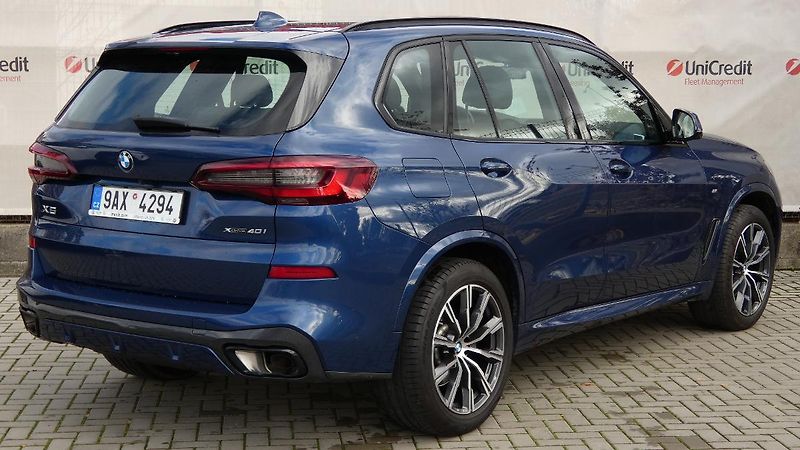 BMW X5 xDrive 40i M Sport - fotka 3 z 22