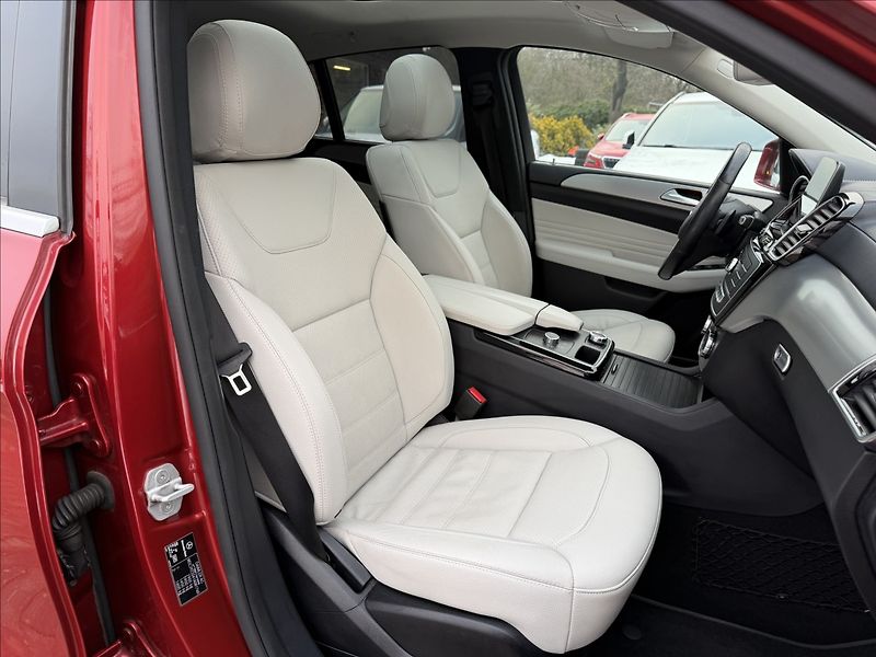 Mercedes-Benz GLE 350d Coupe 4Matic - fotka 9 z 31