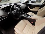 Jaguar F-Pace (2017) 2.0 D Původ ČR  - náhled 11