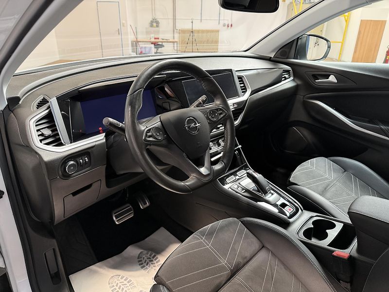 Opel Grandland 1.5 CDTI 96kW GS Line Auto - fotka 5 z 13