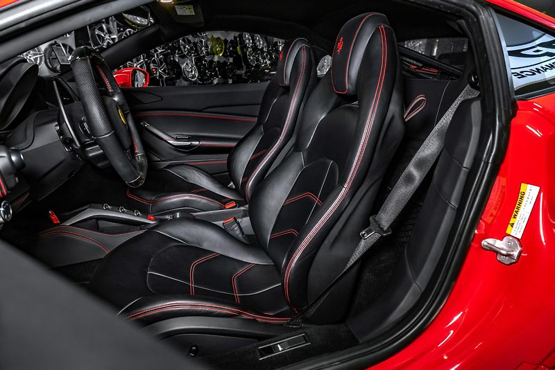 Ferrari 488 GTB NOVITEC/CARBON/LIFT/ZÁRUKA - fotka 14 z 20