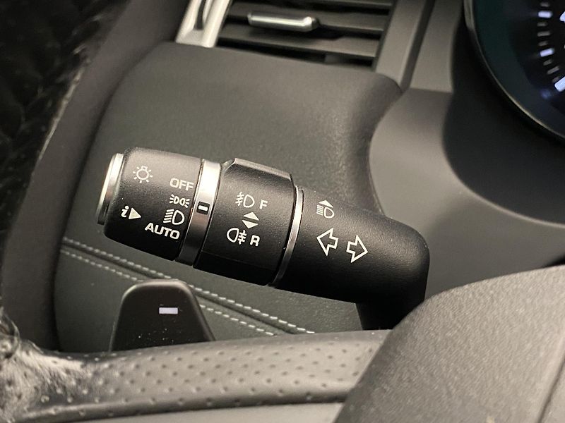 Land Rover Range Rover Evoque TD4 HSE AWD AUT CZ - fotka 21 z 51