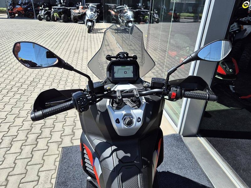 Aprilia (2026) SR GT 400 RALLY REPLICA - SKLA - fotka 23 z 46
