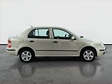 Škoda Fabia (2005) Comfort 1.2 12V, po STK, Klima - náhled 6