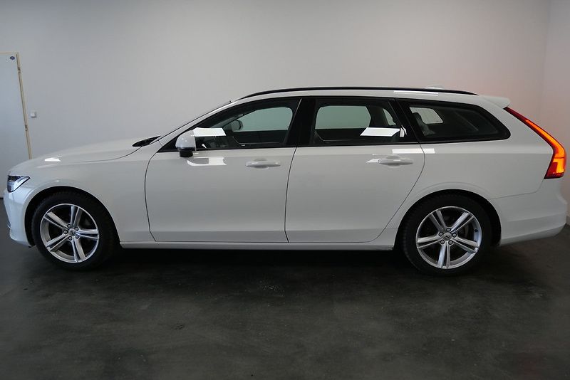 Volvo V90 - fotka 3 z 23