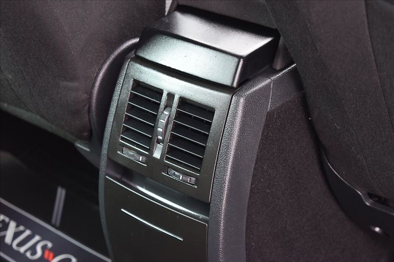 Škoda Yeti 2,0 TDI 110KW 4x4 TAŽNÉ XENONY - fotka 49 z 50