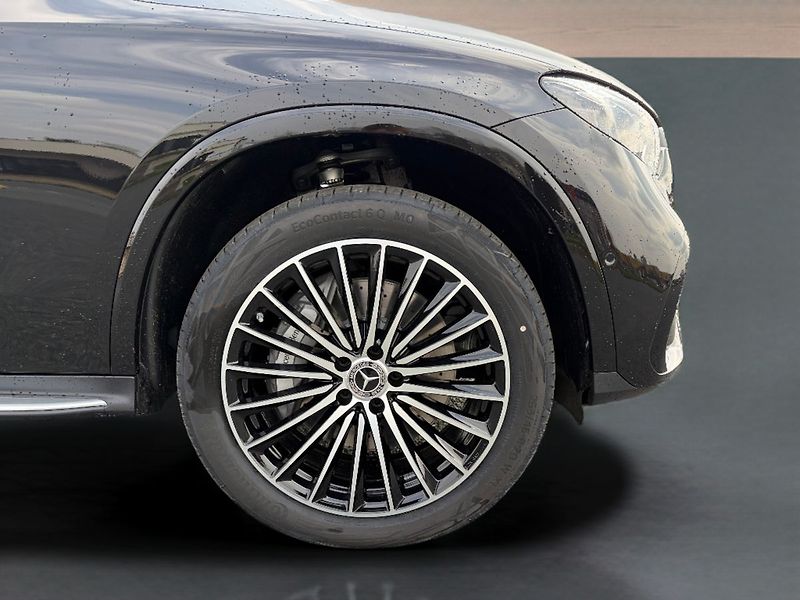 Mercedes-Benz GLC (2026) 300 e 4MATIC kupé - fotka 16 z 16